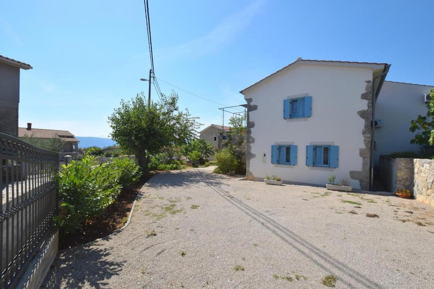 Apartments Insula Insule - Rustic & Peaceful Skrbčići Екстериор снимка