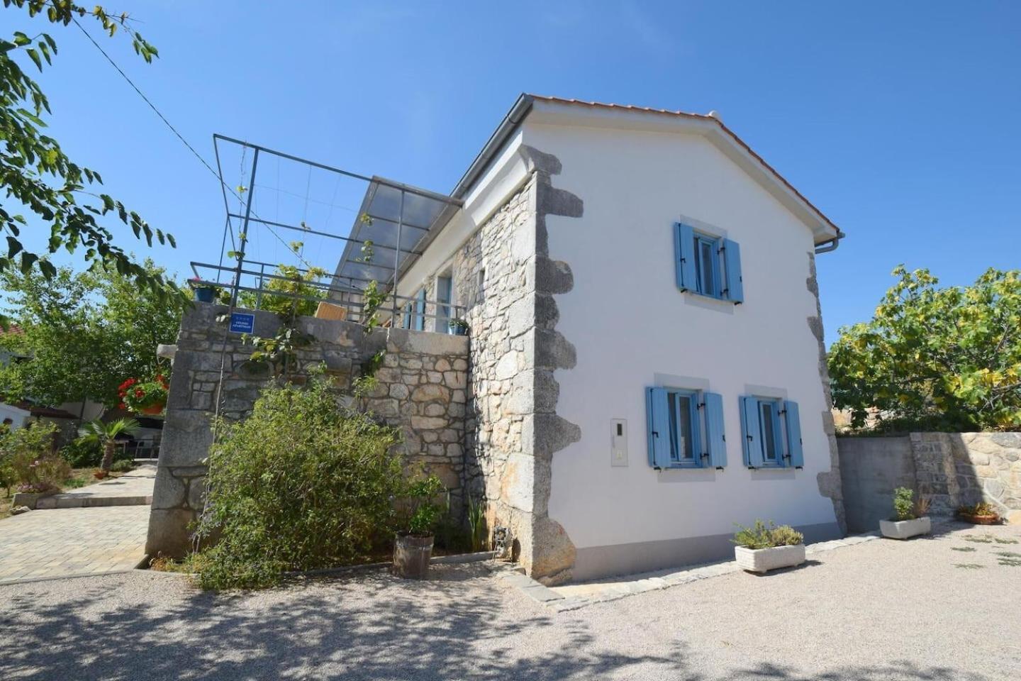 Apartments Insula Insule - Rustic & Peaceful Skrbčići Екстериор снимка